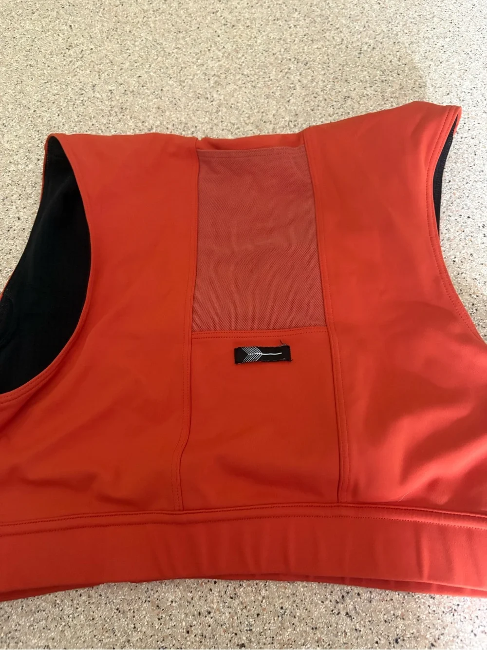 Oiselle Flyout Bra - Black Sports Bra with Phone Pocket